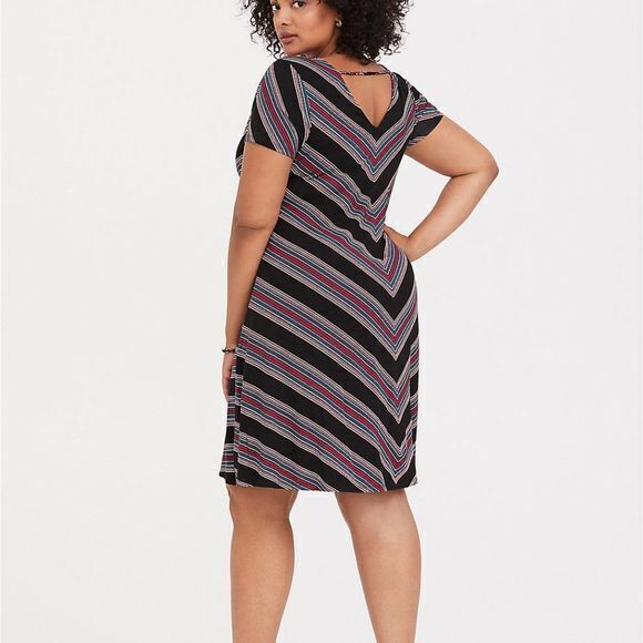 TORRID BLACK STRIPE JERSEY‎ KNIT STRIPED SWING DRESS MIDI WOMENS SIZE 2 2… - Picture 1 of 9